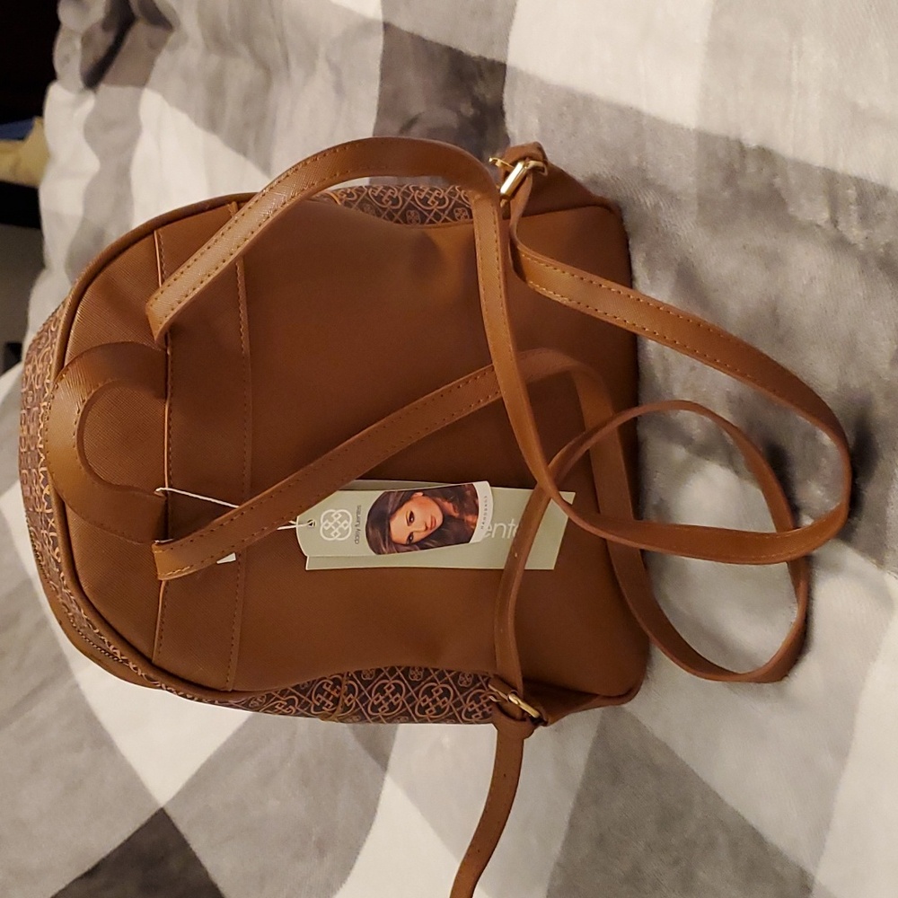 Daisy Fuentes backpack purse - Picture 3 of 8